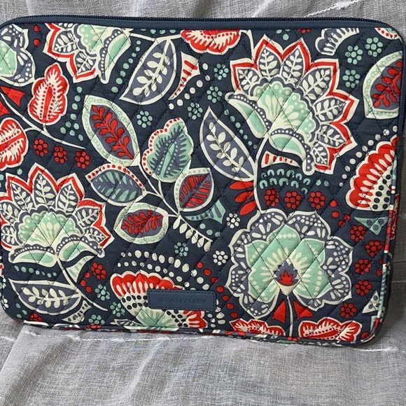 Vera Bradley Nomadic Floral Design Quilted Padded Laptop Sleeve Travel Case NWT - Picture 9 of 15